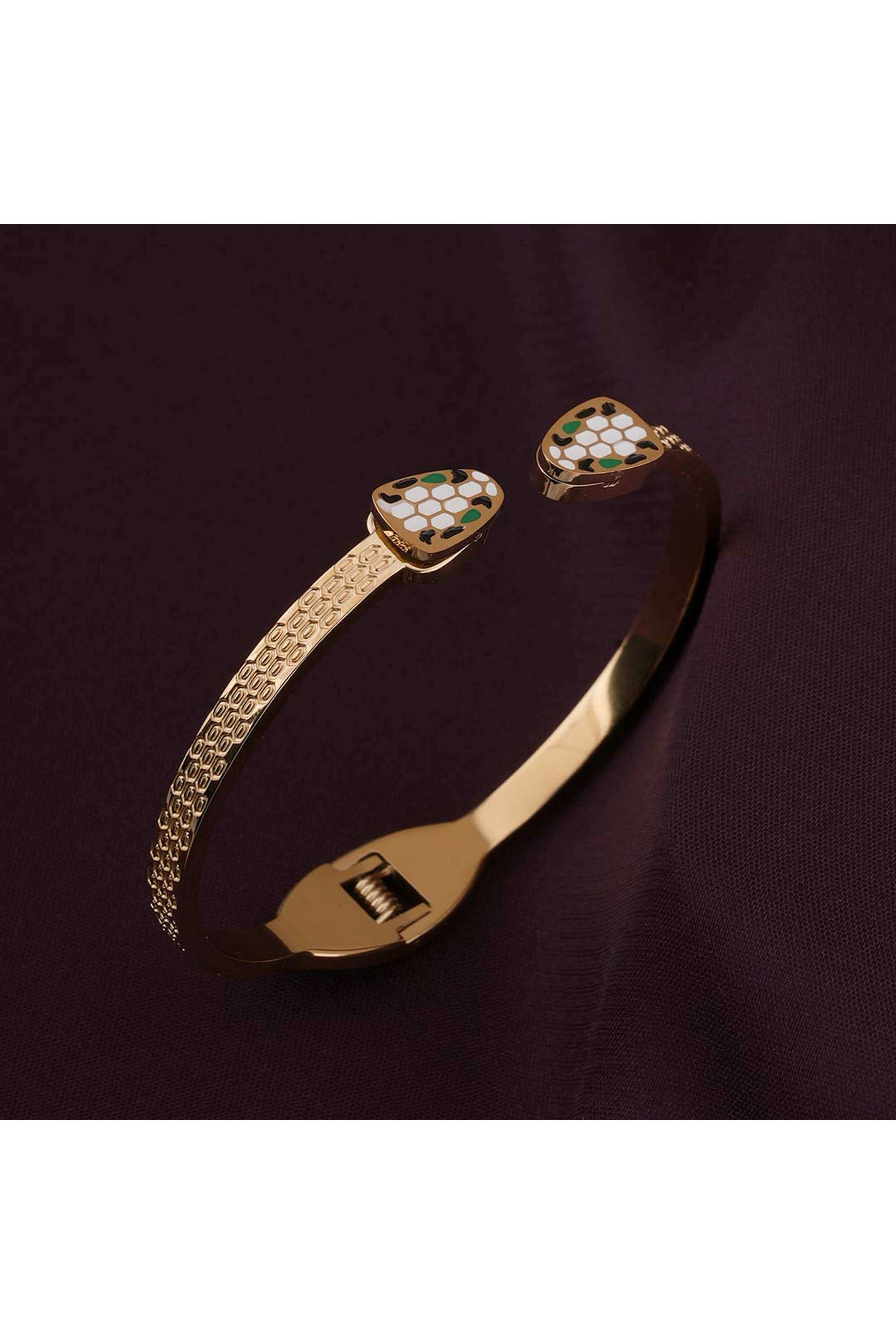 Honeycomb-Gold-Cuff-Bracelet-for-Womens---Waterproof-&-Anti-Tarnish