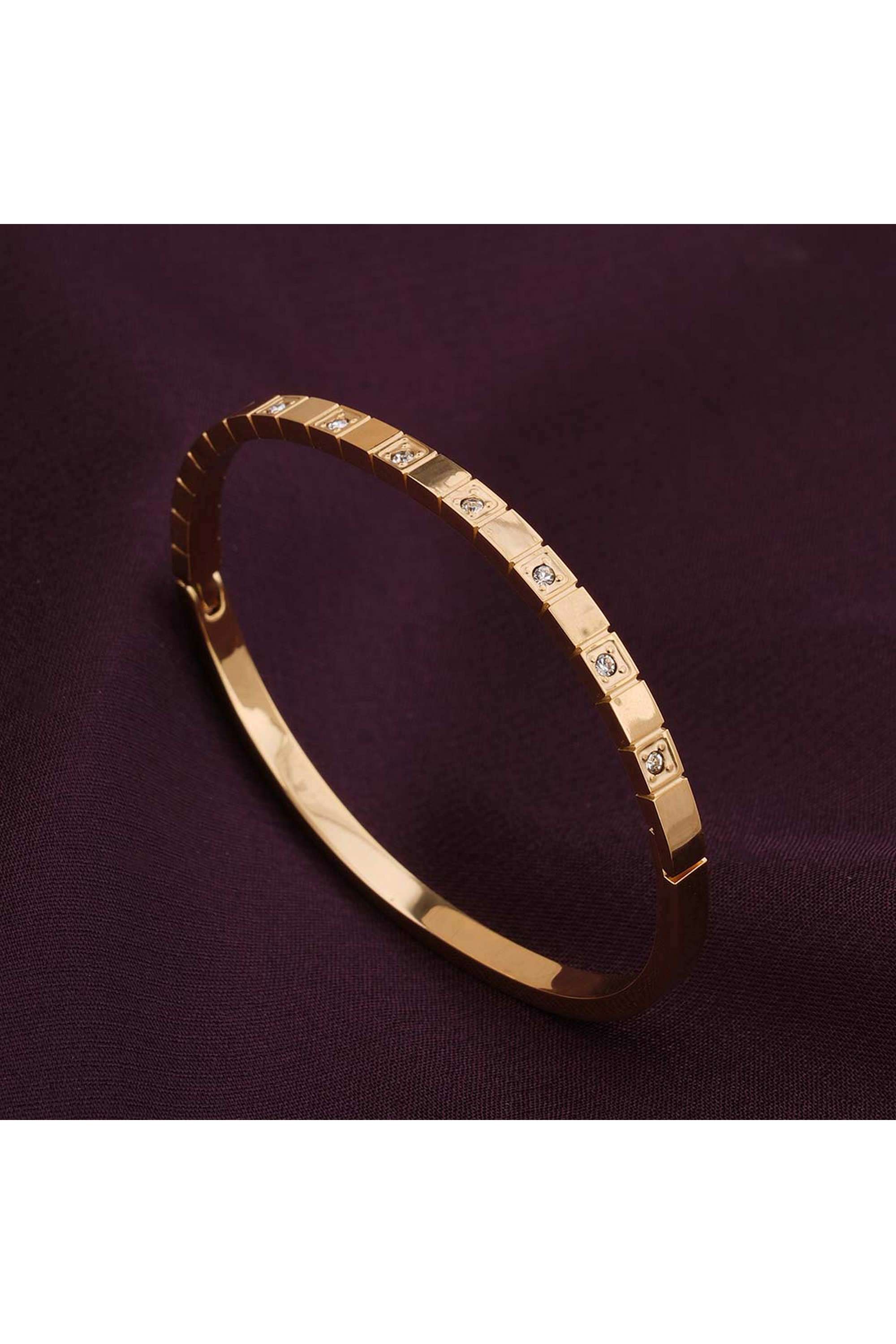 Dazzling-Diamonds-Bracelet-for-Womens---Waterproof-&-Anti-Tarnish