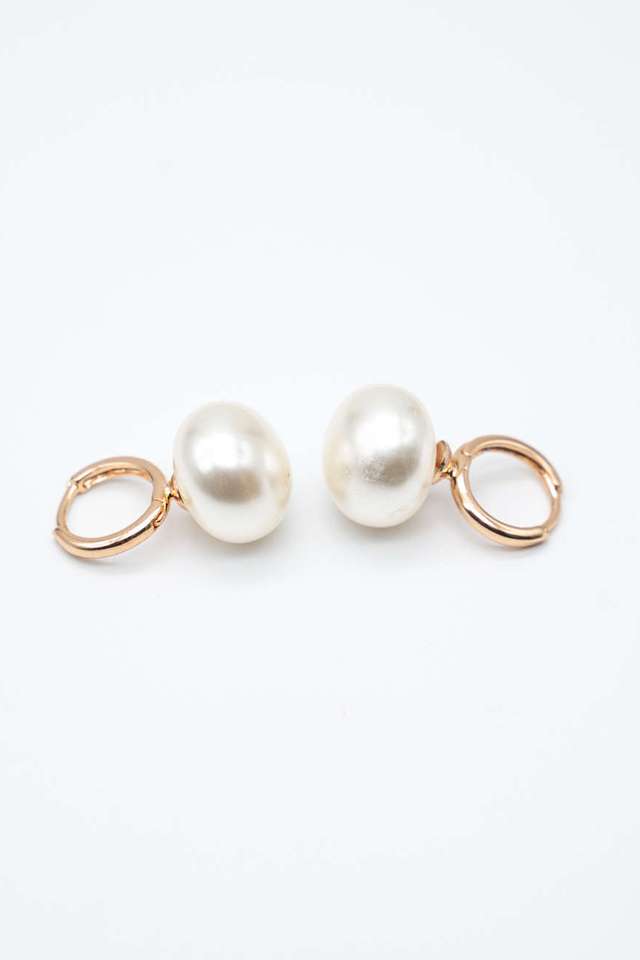 Metal-Alloy-Pearl-Earrings