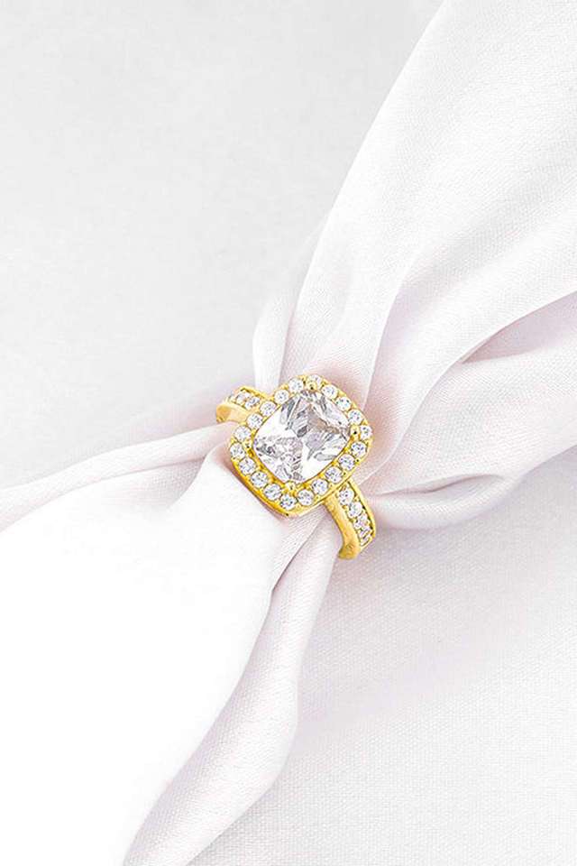 Golden-Classic-Solitaire-Ring Golden-Classic-Solitaire-Ring
