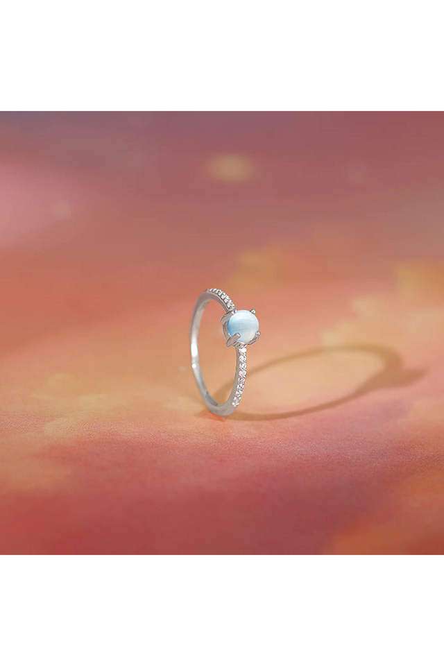 Silver-Sparkling-Moonstone-Ring