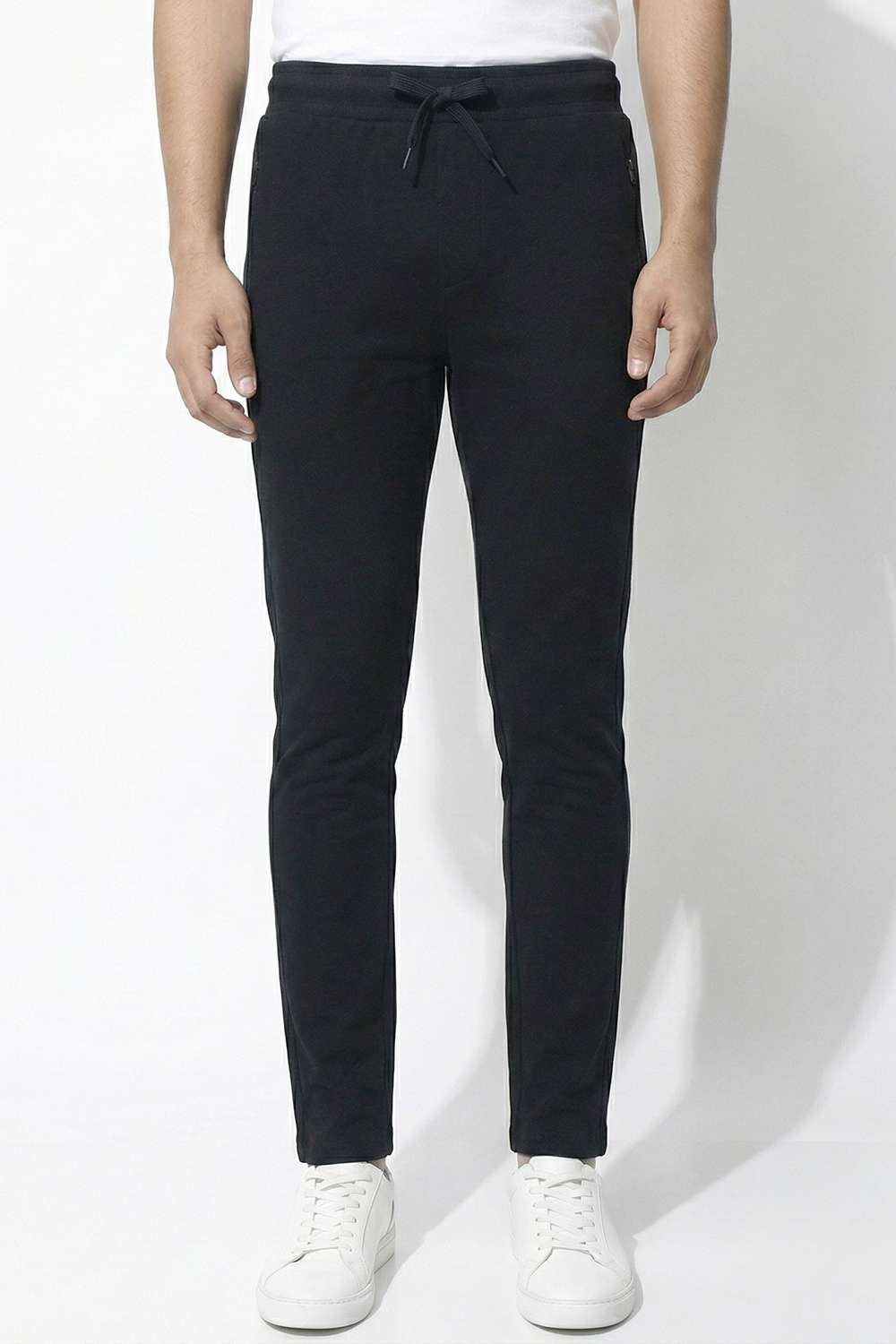 Solid-Blended-Fabric-Regular-Fit-Men-Track-Pant
