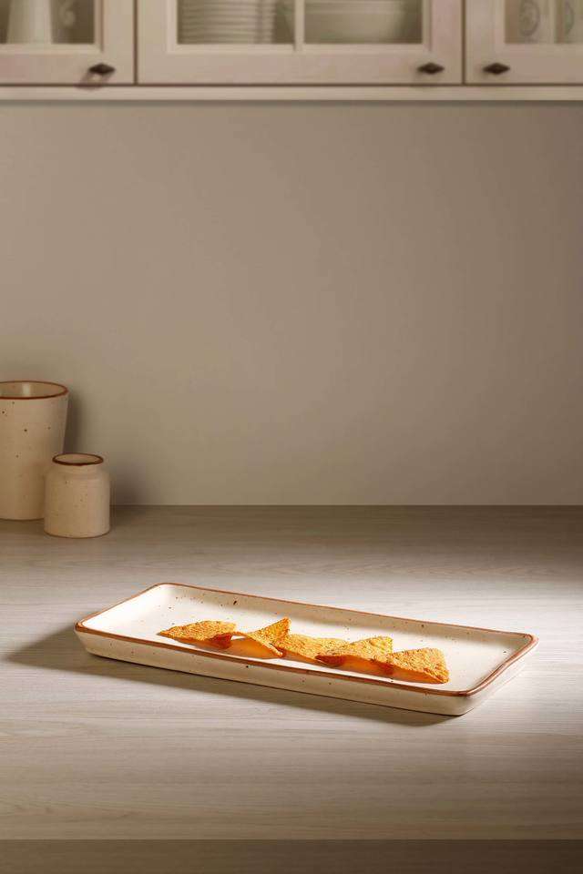 Alivia-Tray-Stoneware-15.5-x-30.5-x-2.5-cm