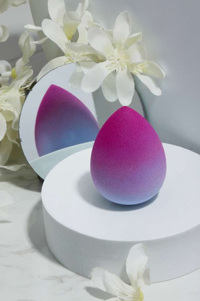 Dew-Drop-Beauty-Blender---Gradient-Lilac