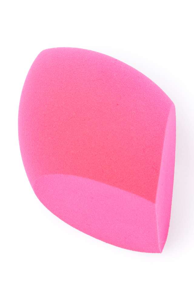 Slant-Cut-Beauty-Blender---Gradient-Lilac