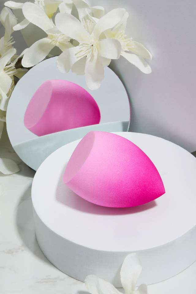 Slant-Cut-Beauty-Blender---Pink