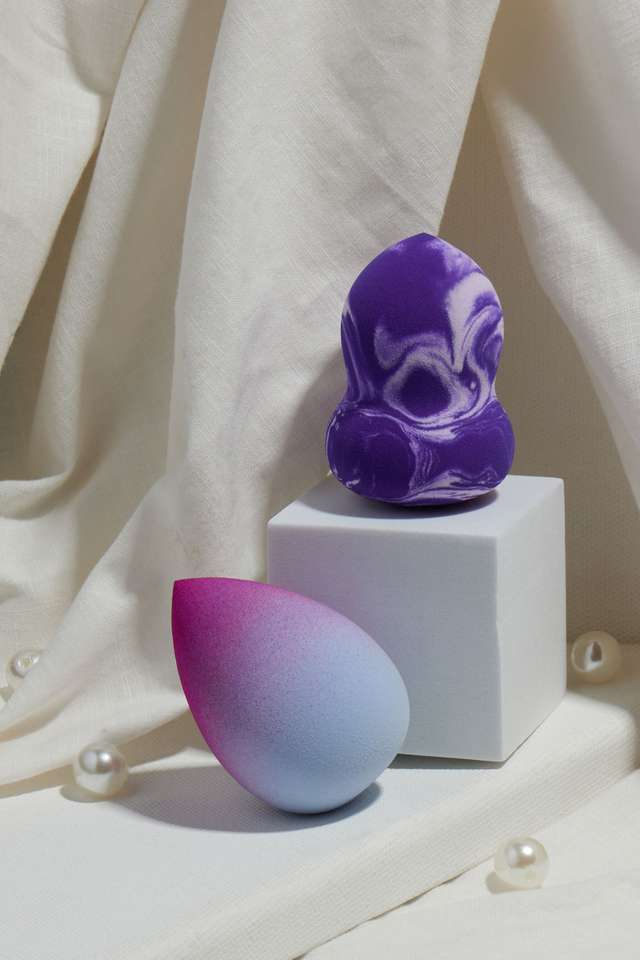Beauty-Blender---Dew-Drop-Gradient-&-Cylinder-Marble-Lilac