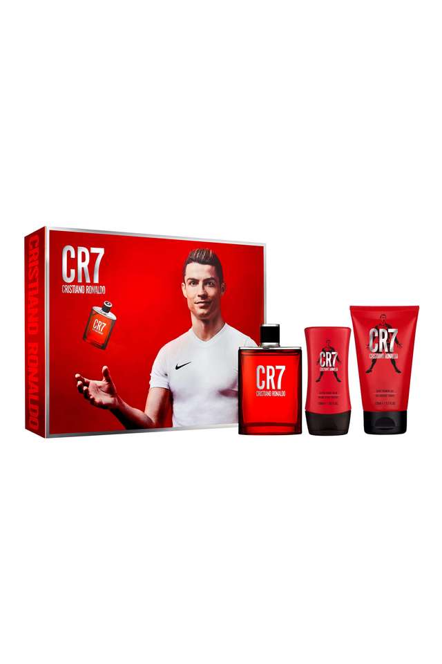 CR7-Gift-Set---Pack-of-3 -100-ml-Eau-de-Toilette---+-150-ml-Shower-Gel-+-100-ml-After-Shave-Balm