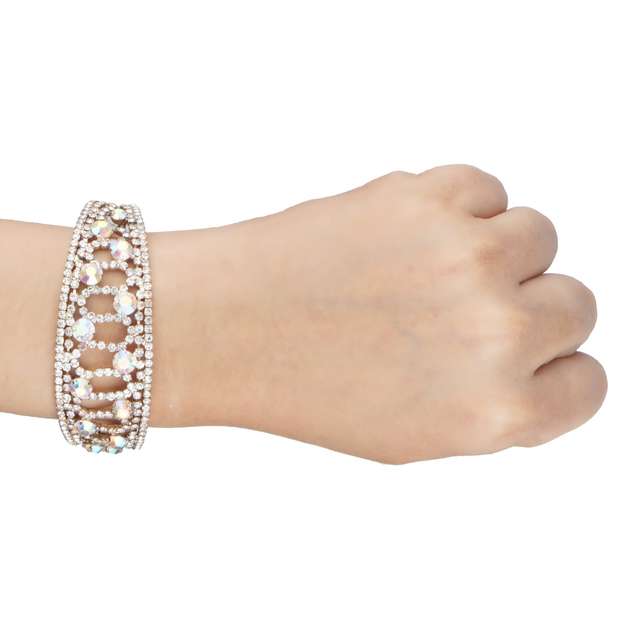 Classy-Golden-Cuff-With-Cubic-Zircon-Stones