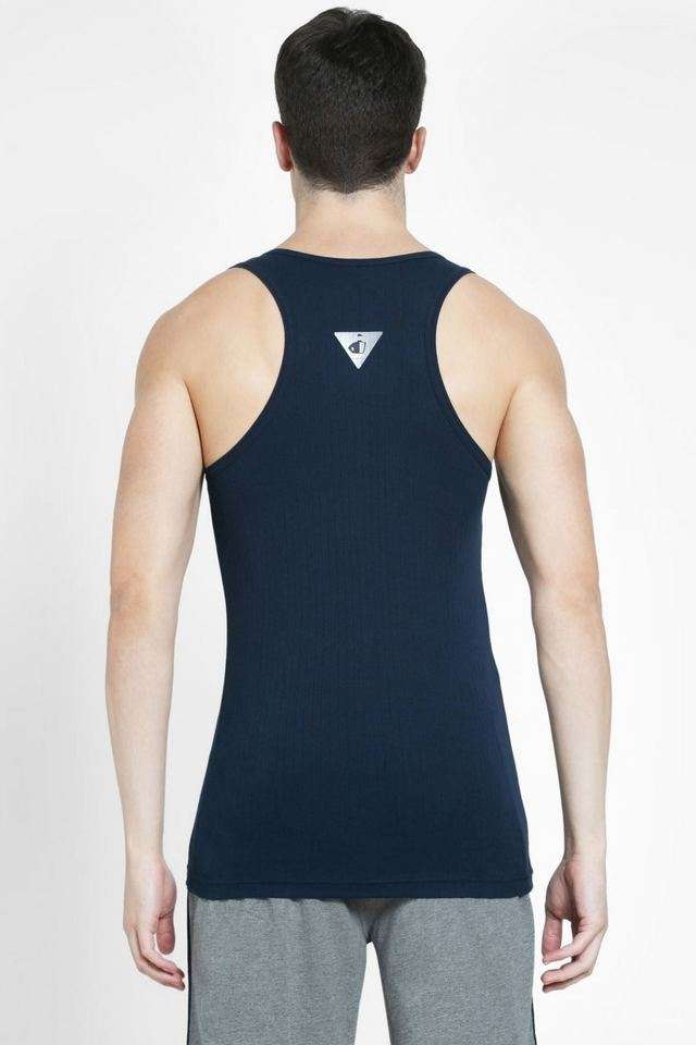 Solid-Blended-Fabric-Regular-Fit-Men-s-Vests