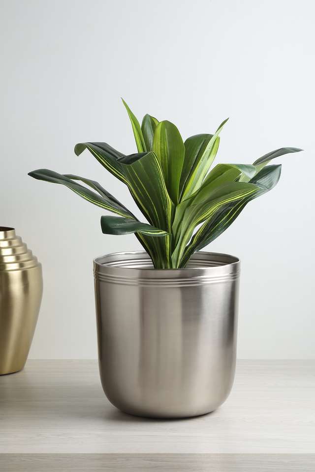 Essential-Pewter-Floor-Planter