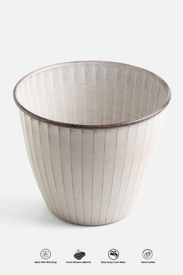 Metal-Classic-Planter-Pink-M