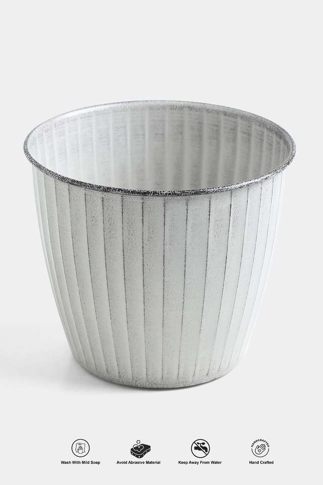 Metal-Classic-Planter-Grey-M
