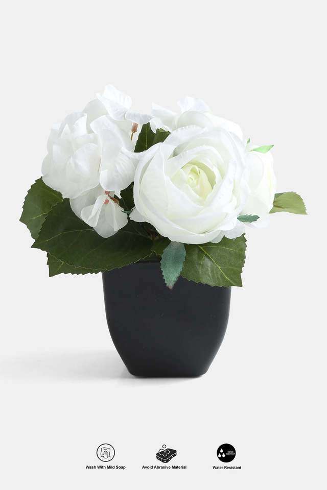 Rose-Arrangement-White