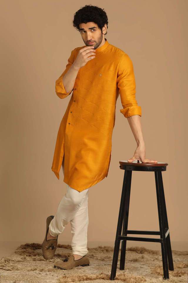 Solid-Viscose-Blend-Regular-Fit-Men-s-Kurta