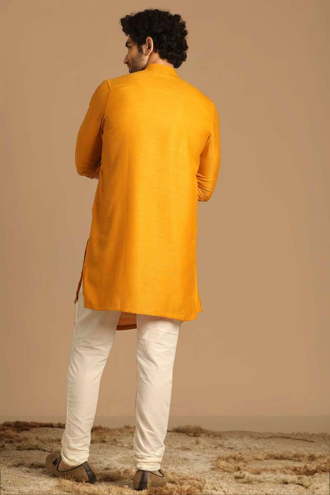 Solid-Viscose-Blend-Regular-Fit-Men-s-Kurta