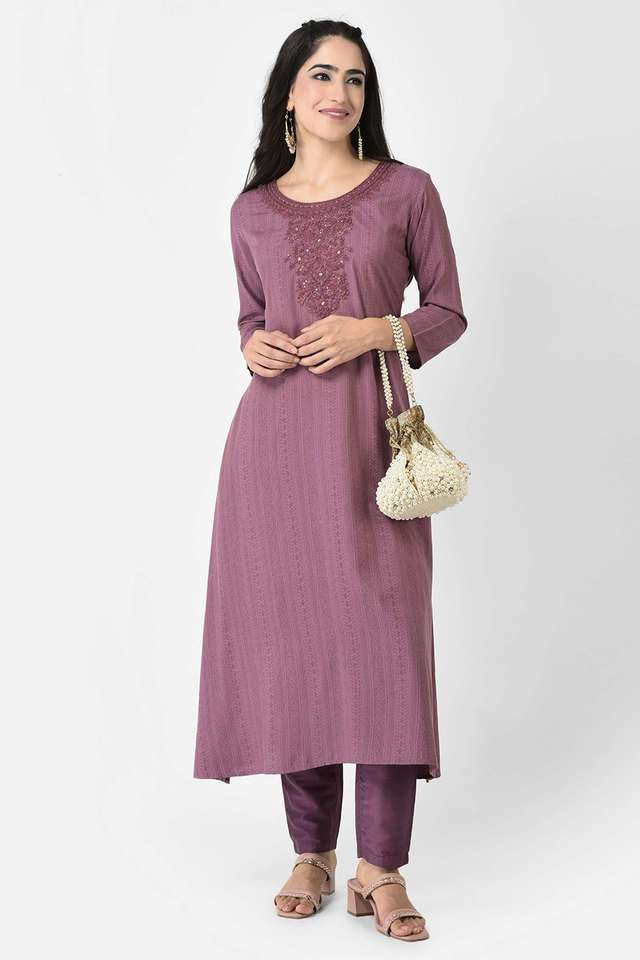 Printed-Rayon-Regular-Fit-Women-s-Kurta