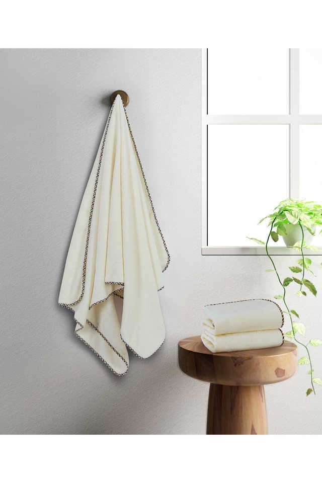 Modern-Microfiber-360-GSM-Bath-Towel-Pack-of-1-(1-Bath-Towel)