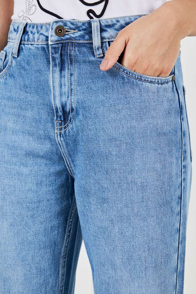 Mid-Rise-Light-Wash-Cotton-Relaxed-Fit-Women-s-Jeans