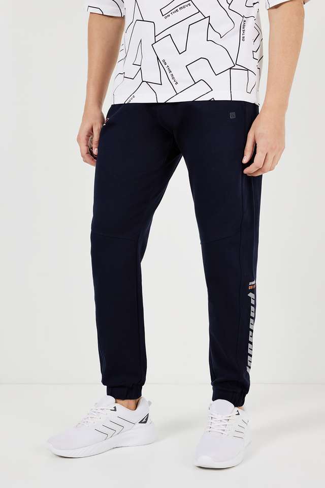 Solid-Blended-Fabric-Regular-Fit-Men-s-Joggers