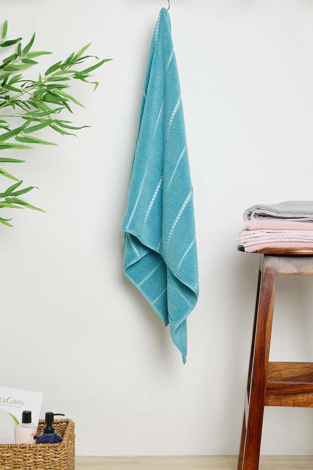 Noah-Zero-Twist-Bath-Towel-Blue
