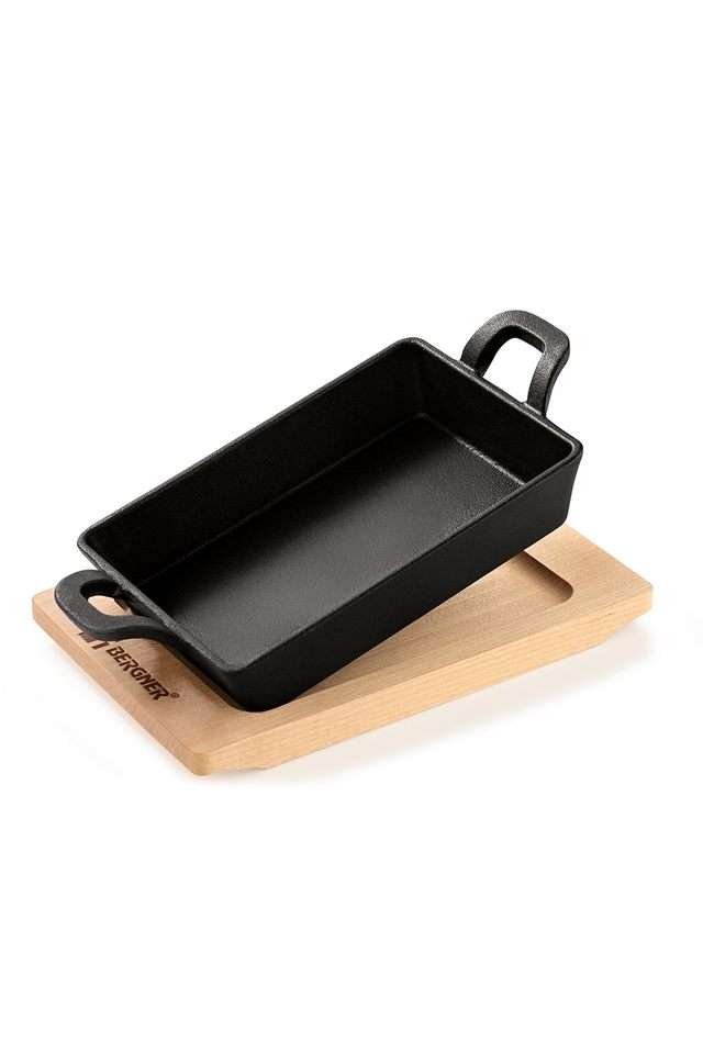 Cook-&-Share-Cast-Iron-Mini-Pan-With-Wooden-Tray---16-cm