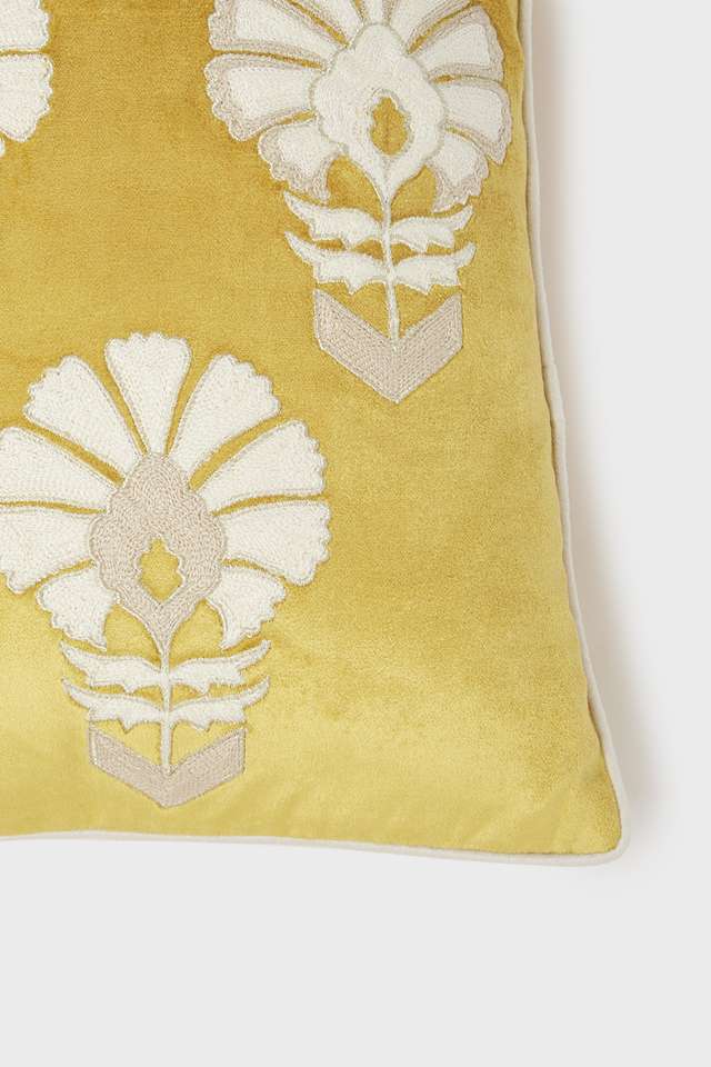 Velvet-Modern-Cushion-Covers---40-x-40-cm