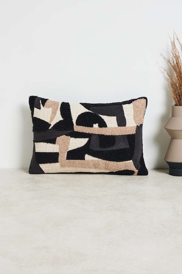 Modern-Ebony-Abstract-Cushion-Cover