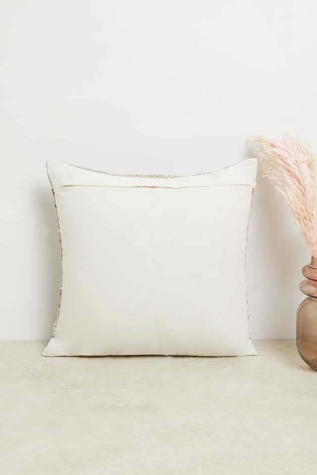 Kalamkari-Floral-Butta-Neutral-40-x-40-cm