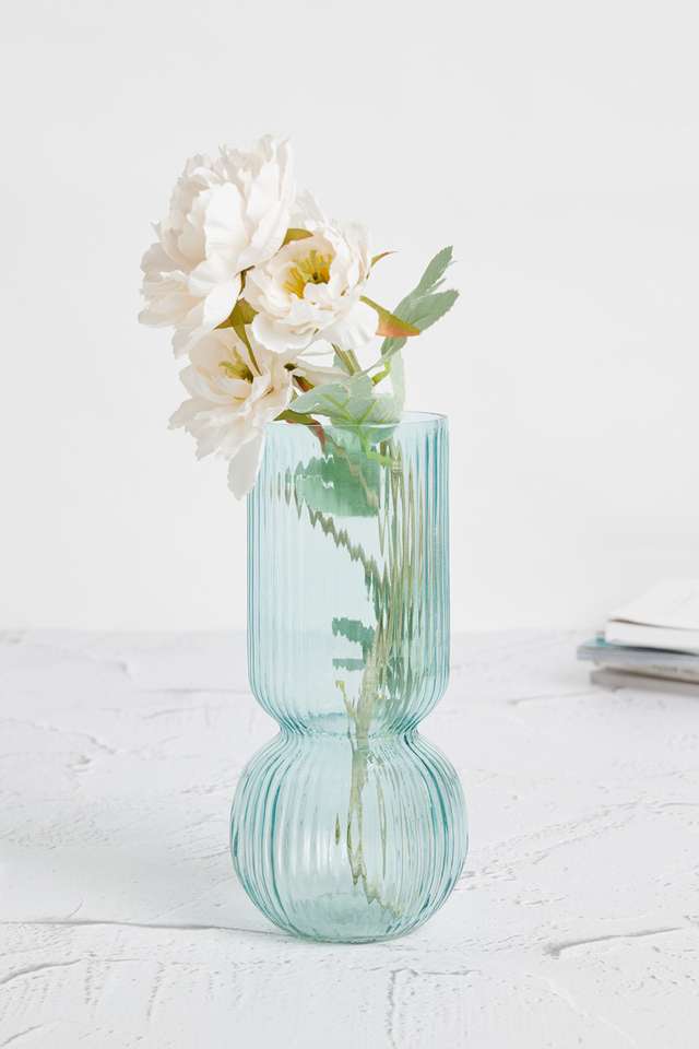 Pop-Art-Gardenia-Glass-Sphere-Blue-Vase