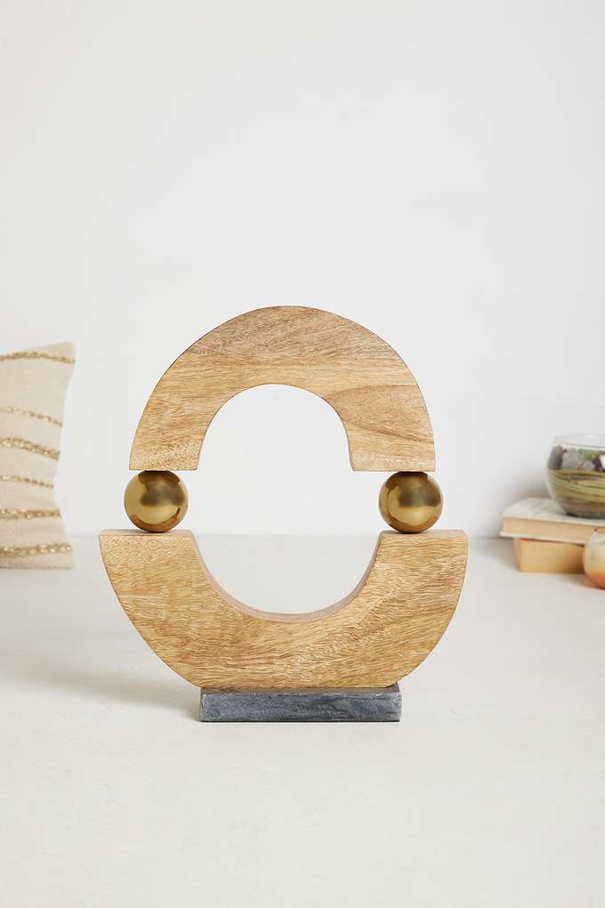 Totem-Grunge-Halo-Gold-Accent