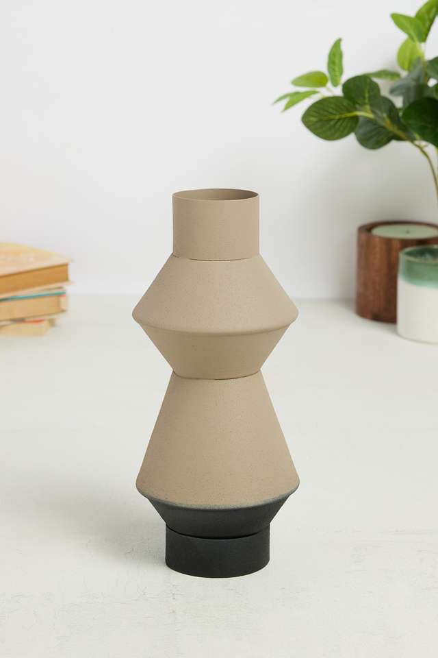Totem-Granual-Dual-Tone-Vase