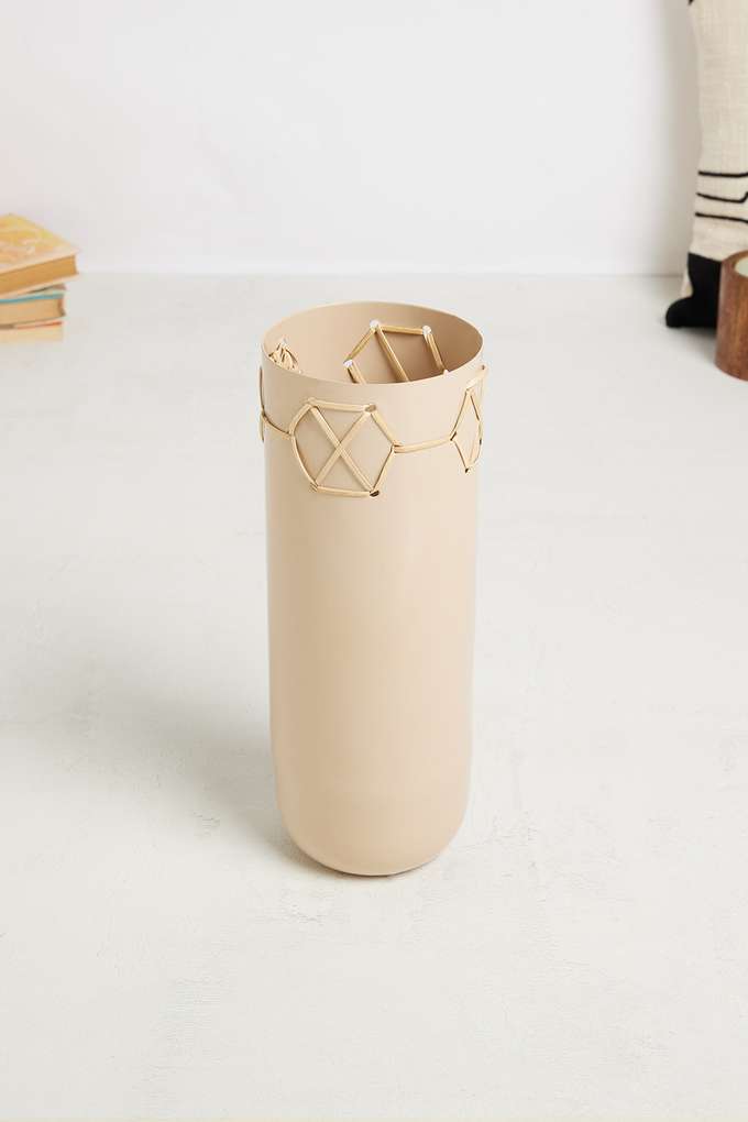 Natural-Rattan-Long-Vase