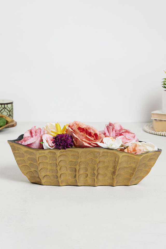 Modern-Organic-Edge-Casted-Metal-Bowl