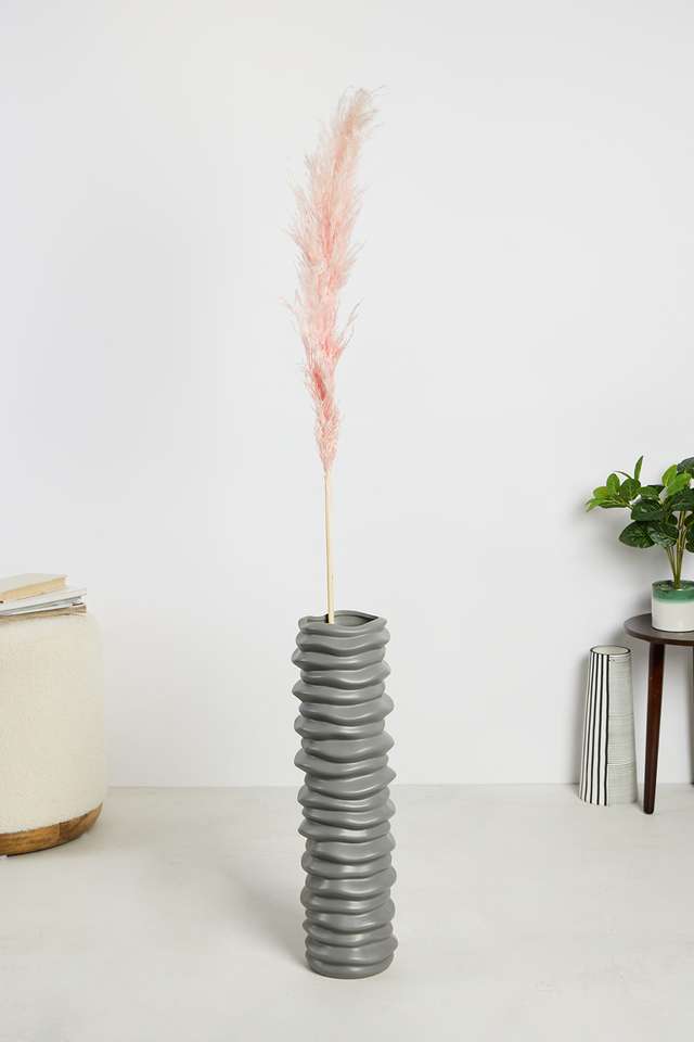 Gardenia-Tall-Dry-Pampus-Stem-Pink