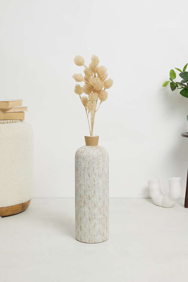 Modern-Dry-Bunny-Tail-Stem-White