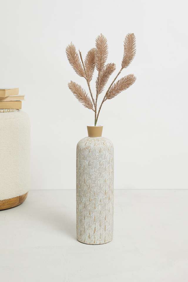 Modern-Dry-Fox-Tale-Spray-Grey