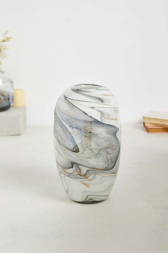 Modern-Handcrafted-Wave-Vase-White