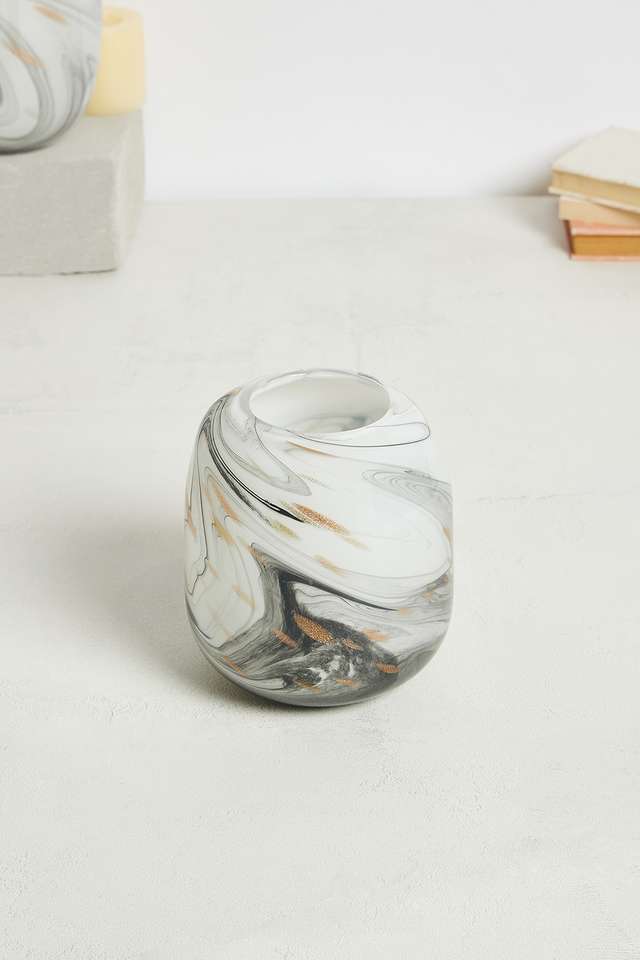 Modern-Handcrafted-Wave-Vase-White