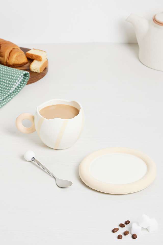 Gardenia-Scallop-Mauve-Cup -Saucer-&-Stir