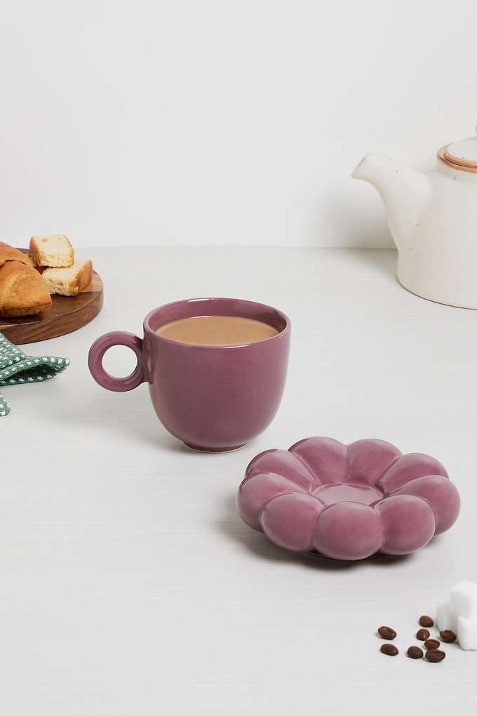 Gardenia-Bloom-Mauve-Cup-&-Saucer