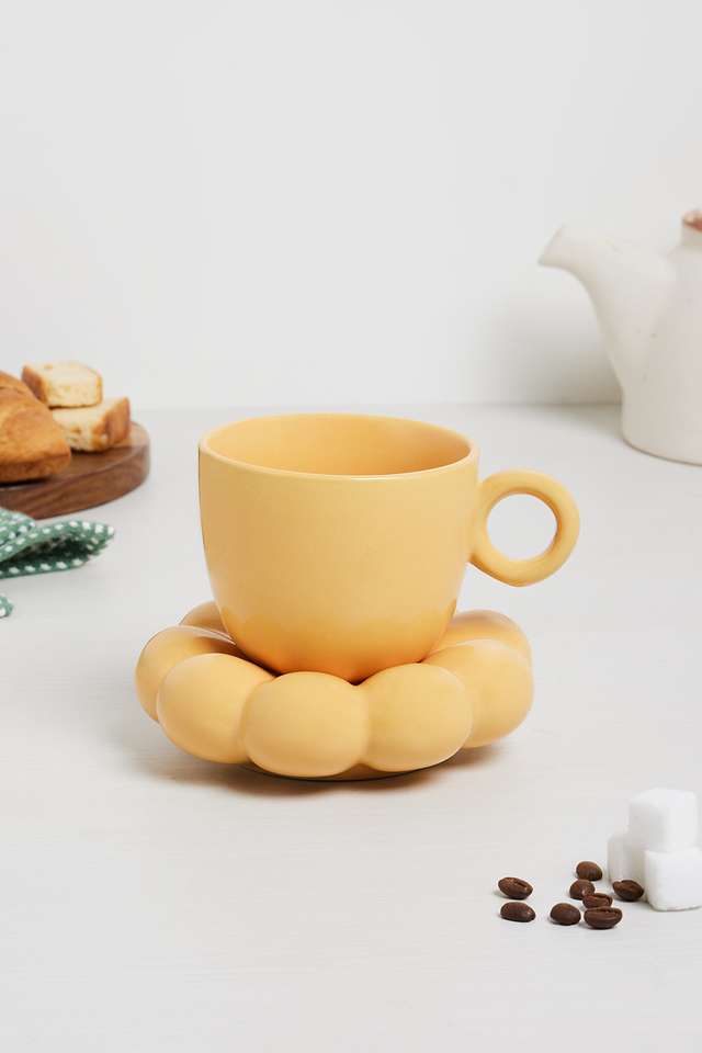 Gardenia-Bloom-Yellow-Cup-&-Saucer