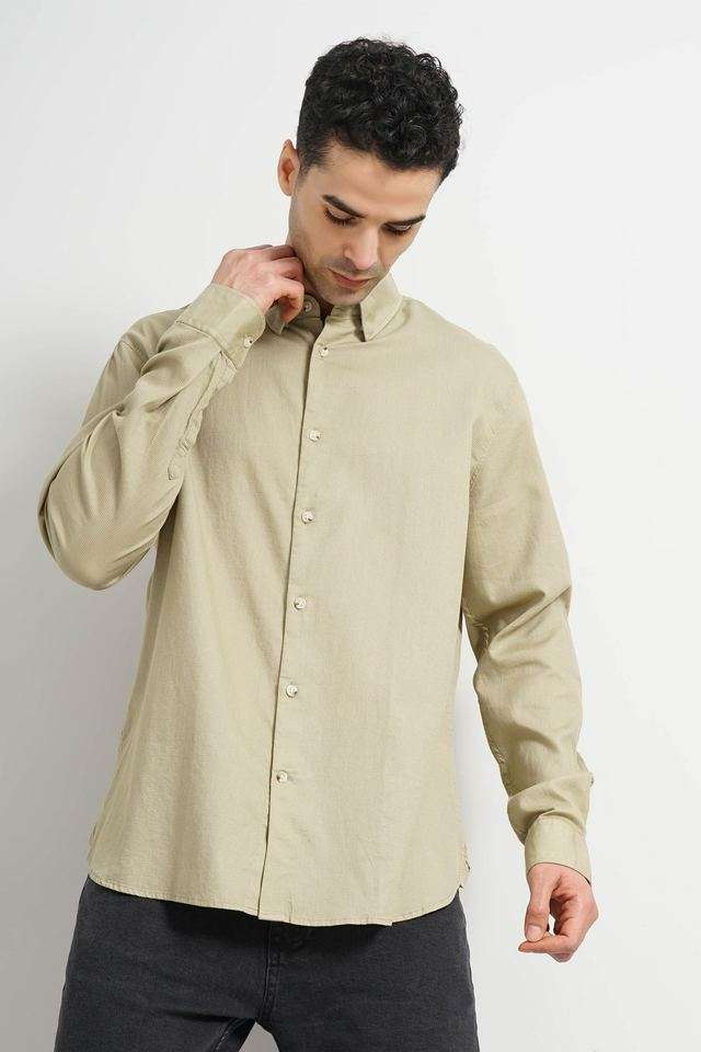 Textured-Cotton-Regular-Fit-Men-s-Casual-Wear-Shirt