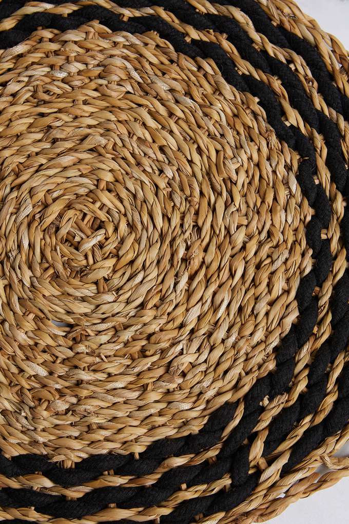 Artisanal-Round-Placemat-Set-Of-2