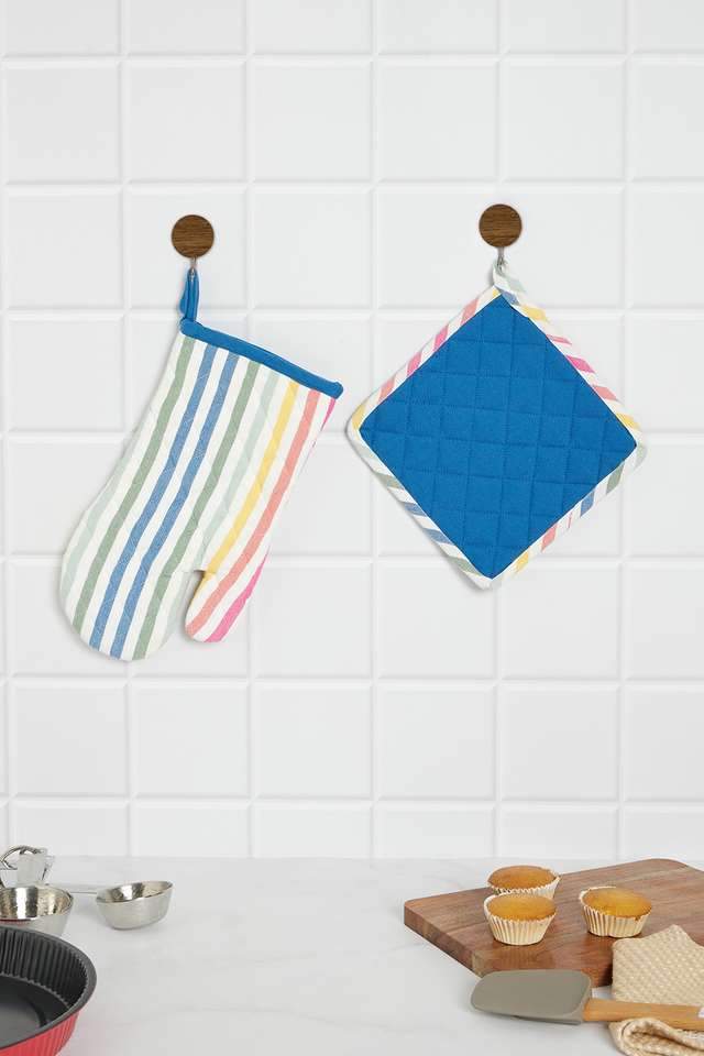 Gardenia-Gloves-&-Pot-Holder-Set-Of-2