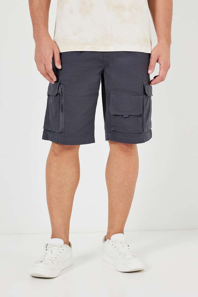Solid-Blended-Fabric-Slim-Fit-Men-s-Shorts