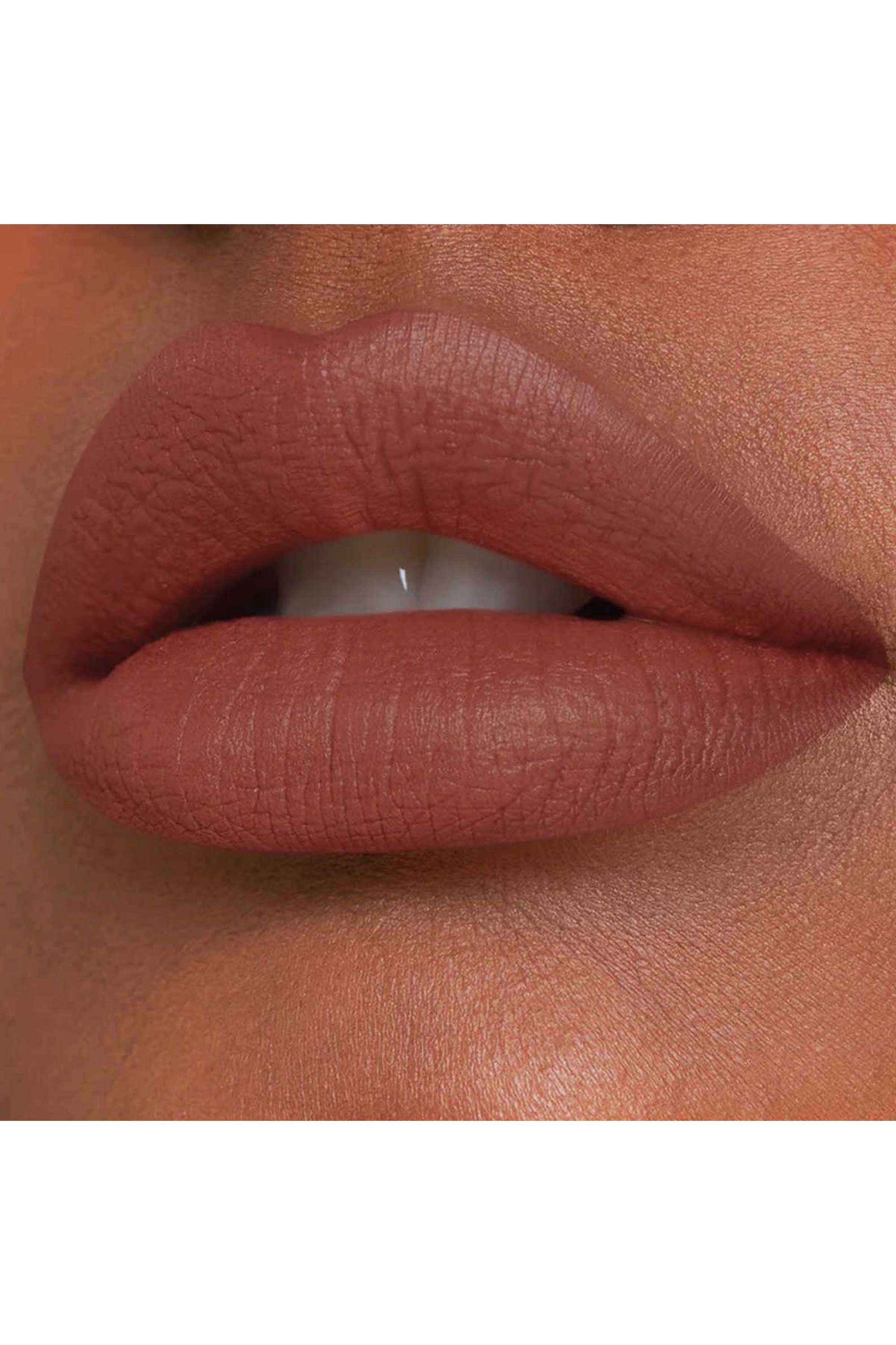 Passport-Pucker-Lip-Booster-Matte-Liner---Bougie-AF -1.4-gm
