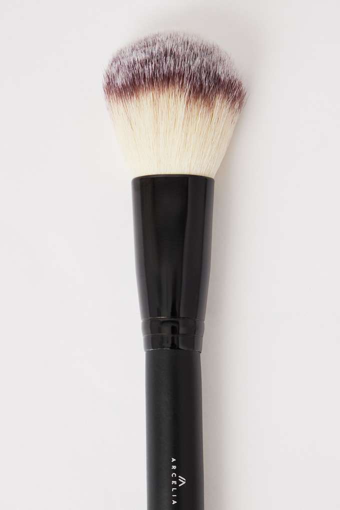 Perfection-Powder-Brush