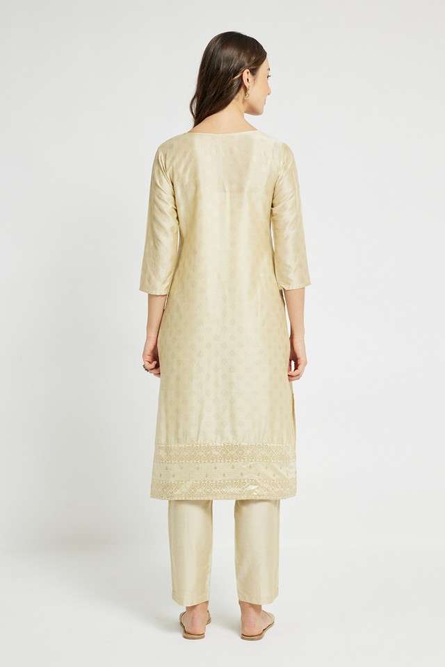 Printed-Cotton-Round-Neck-Women-s-Festive-Wear-Kurta