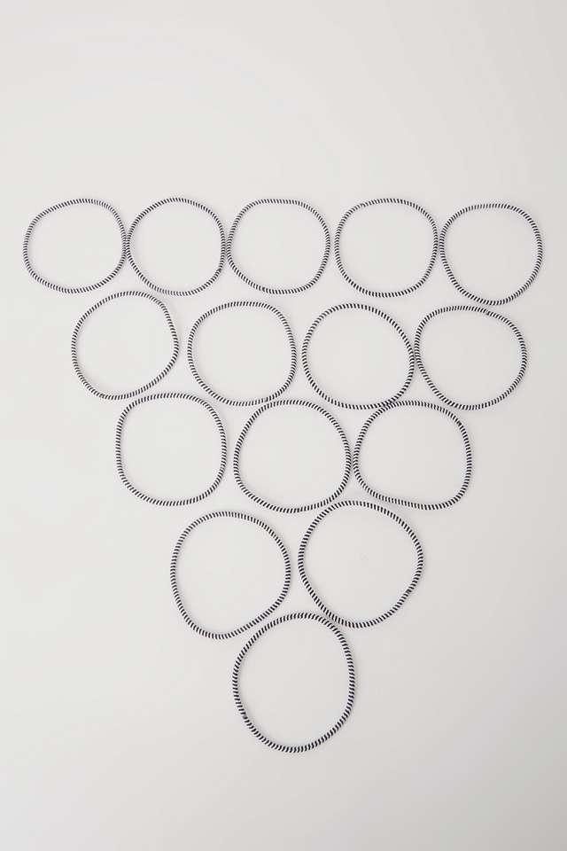 Black-and-White-Rubber-Band---Pack-of-15